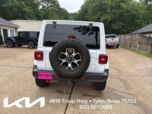 Used 2022 Jeep Wrangler Unlimited Rubicon w/ LED Lighting Group AWD/4WD image 9