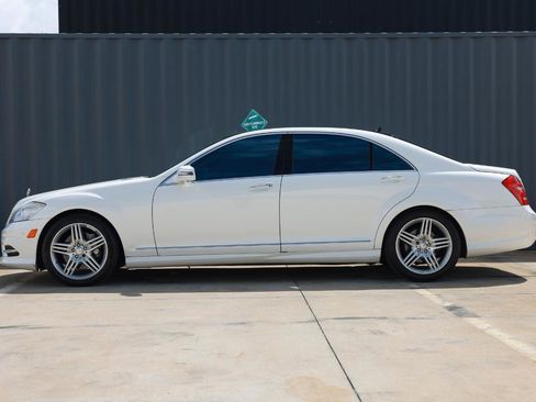 Used 2013 Mercedes-Benz S 550 w/ Sport Pkg image 5