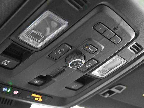 Used 2024 Chevrolet Tahoe Premier w/ Premium Package image 26