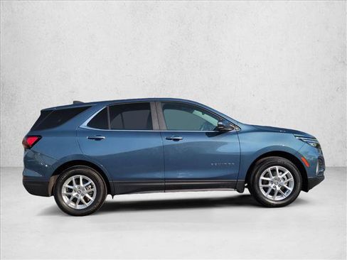 Used 2024 Chevrolet Equinox LT FWD image 4
