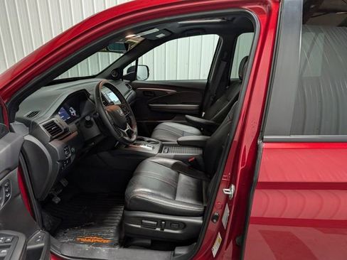 Used 2022 Honda Passport TrailSport image 15