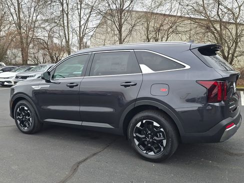 New 2026 Kia Sorento S image 5