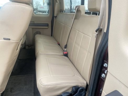 Used 2016 Ford F250 Lariat w/ Lariat Interior Package image 60