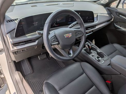 Used 2024 Cadillac XT4 Sport w/ Cold Weather Package AWD/4WD image 12