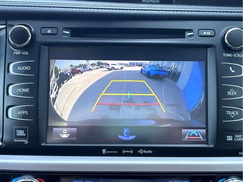 Used 2019 Toyota Highlander Limited Platinum AWD/4WD image 17