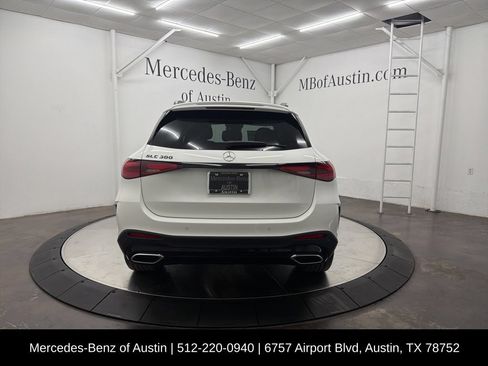 Used 2026 Mercedes-Benz GLC 300 image 7