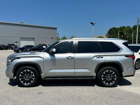 Used 2025 Toyota Sequoia Limited w/ Tow Technology Package RWD image 32