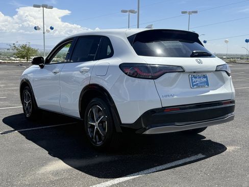 Certified 2024 Honda HR-V EX-L image 7