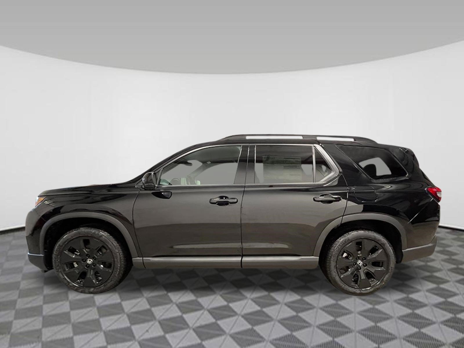 New 2026 Honda Pilot Black Edition image 3