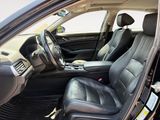 Used 2018 Honda Accord Touring image 4