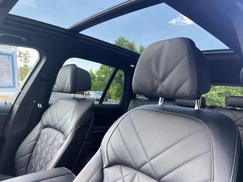 Used 2024 BMW X5 xDrive40i w/ Premium Package image 24