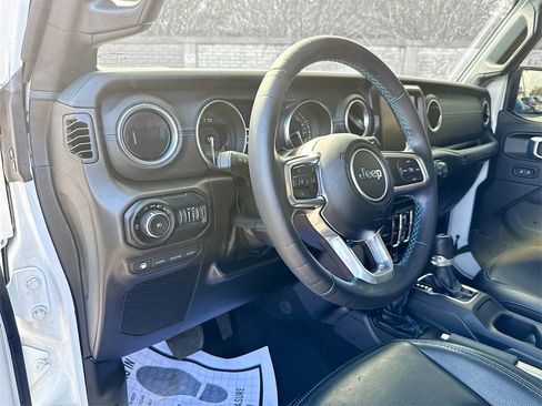 Used 2021 Jeep Wrangler Unlimited Rubicon 4xe image 10