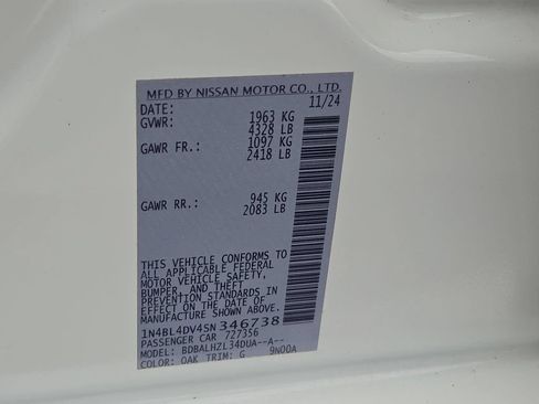 Used 2025 Nissan Altima 2.5 SV FWD image 33