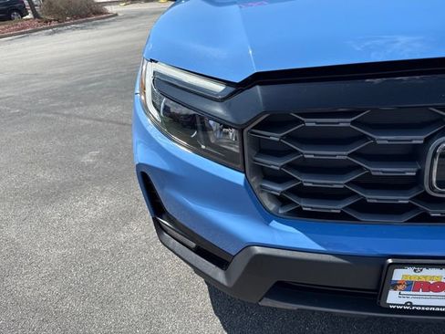 Used 2025 Honda Passport TrailSport image 42