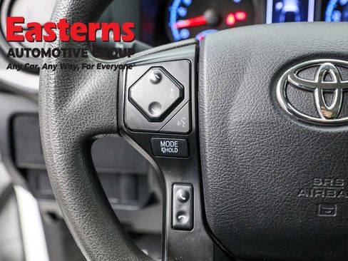 Used 2022 Toyota Tacoma SR w/ SR Convenience Package image 15