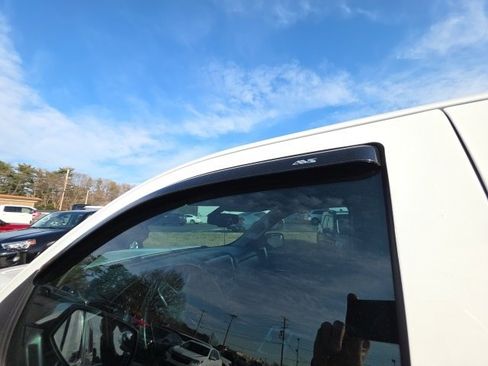 Used 2018 GMC Sierra 1500 SLT w/ SLT Premium Package image 15