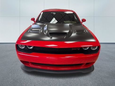 Used 2016 Dodge Challenger SRT Hellcat RWD image 6