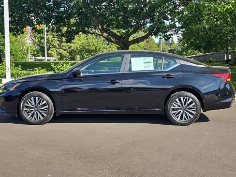 New 2026 Nissan Altima 2.5 SV AWD/4WD image 5