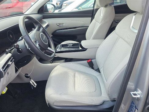 Used 2025 Hyundai Tucson Limited AWD/4WD image 7