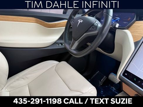 Used 2018 Tesla Model X 75D image 16