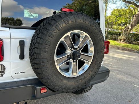 Certified 2021 Jeep Wrangler Unlimited Sahara w/ LED Lighting Group image 42