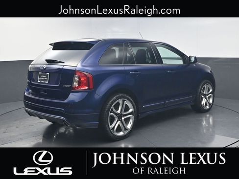 Used 2011 Ford Edge Sport w/ Driver Entry Pkg image 9