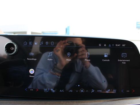 New 2026 Chevrolet Suburban High Country image 55