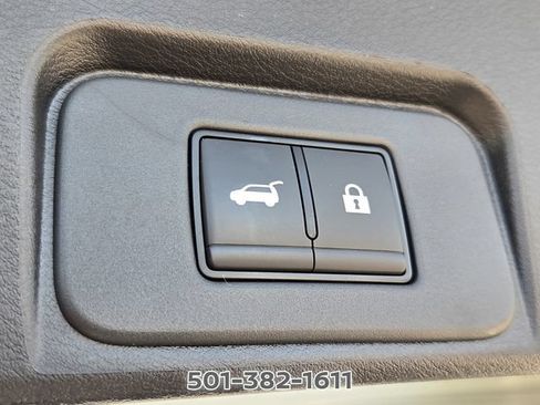 Certified 2026 Nissan Rogue SV FWD image 15