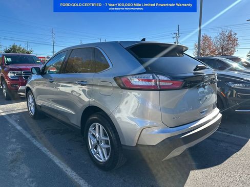 Used 2023 Ford Edge SEL image 3