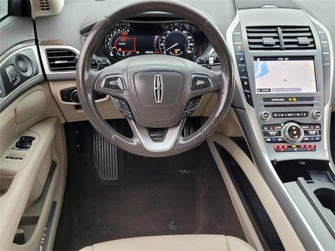 Used 2019 Lincoln MKZ Reserve w/ Reserve Plus Package image 7