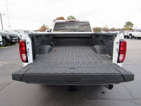 Used 2024 GMC Sierra 2500 SLE w/ SLE Convenience Package image 27