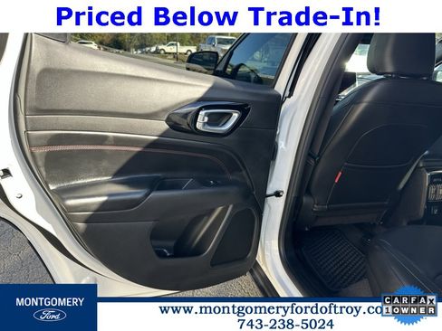 Used 2024 Jeep Compass Trailhawk image 19