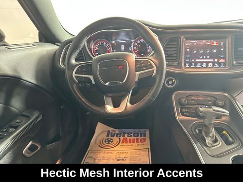 Used 2016 Dodge Challenger SXT Plus image 25