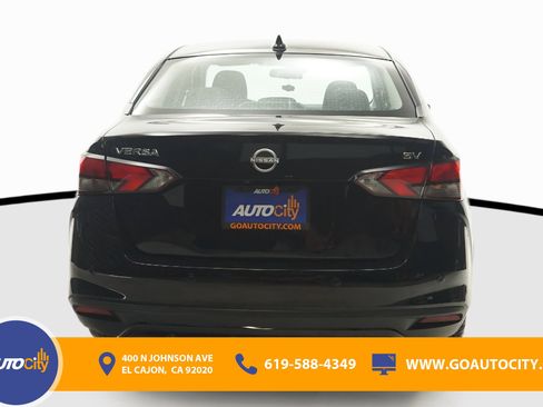Used 2023 Nissan Versa SV image 12