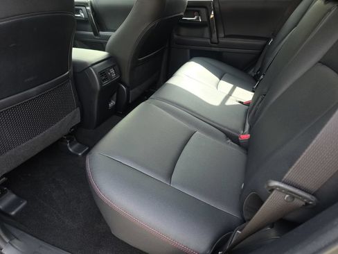 Used 2023 Toyota 4Runner TRD Off-Road Premium w/ Moonroof Package AWD/4WD image 15