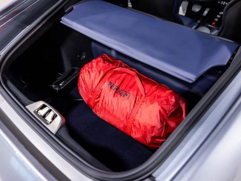Used 2019 Ferrari 812 Superfast RWD image 52