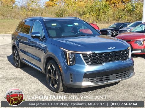 Certified 2025 Kia Sorento SX Prestige image 3