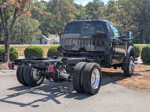 New 2026 Ford F450 XLT w/ XLT Value Package image 3