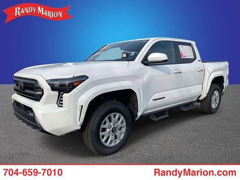 Used 2024 Toyota Tacoma SR5 image 1