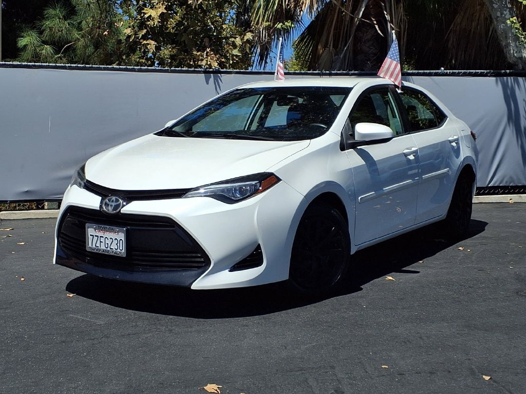 Used 2017 Toyota Corolla LE w/ Carpet Mat Package (TMS) FWD image 39