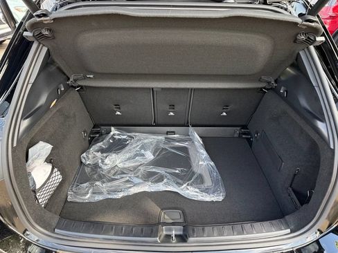 New 2026 Mercedes-Benz GLA 250 image 18