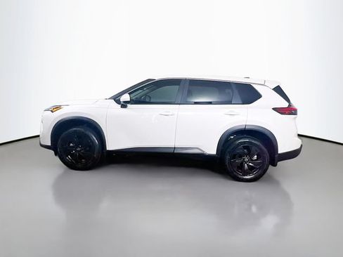 Used 2026 Nissan Rogue SV FWD image 6