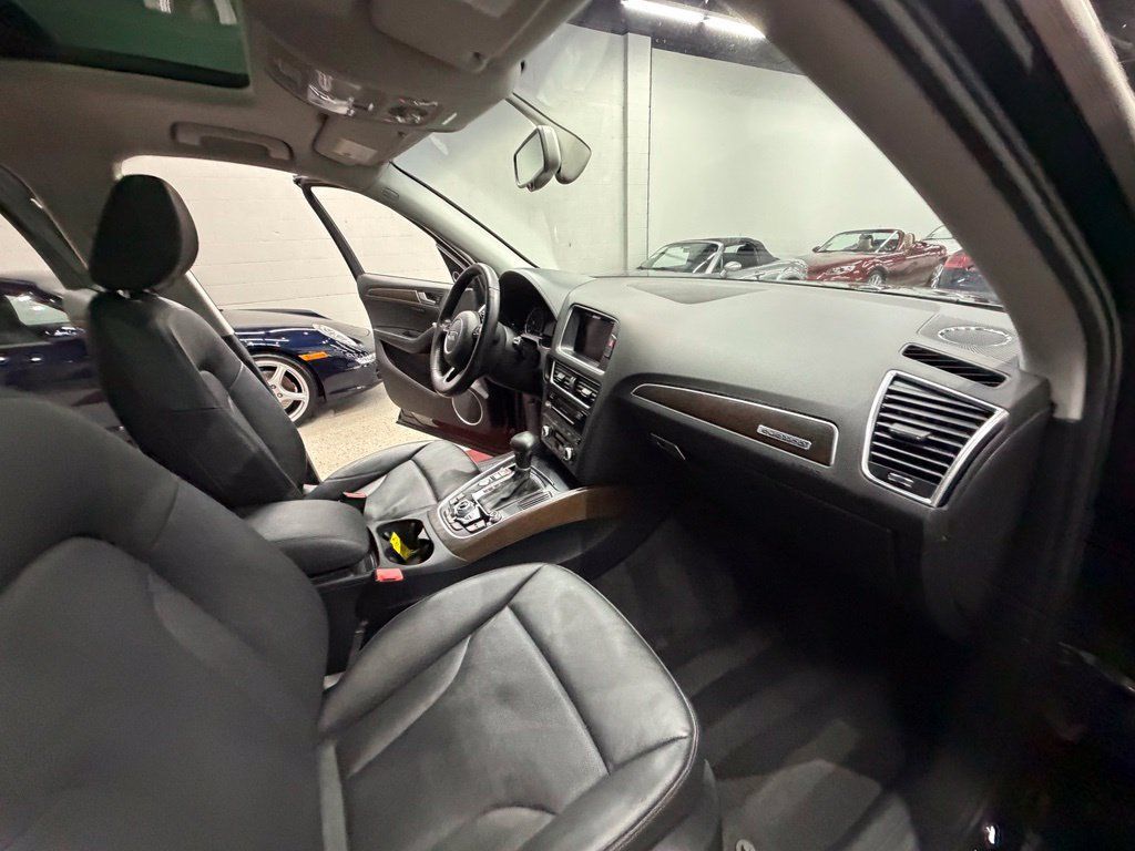 Used 2017 Audi Q5 3.0T Premium Plus w/ Technology Package AWD/4WD image 31