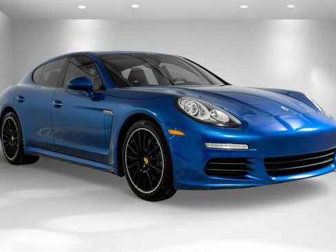 Used 2016 Porsche Panamera Edition w/ Premium Package Plus image 8