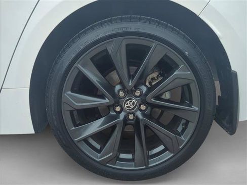 Certified 2024 Toyota Corolla SE FWD image 9