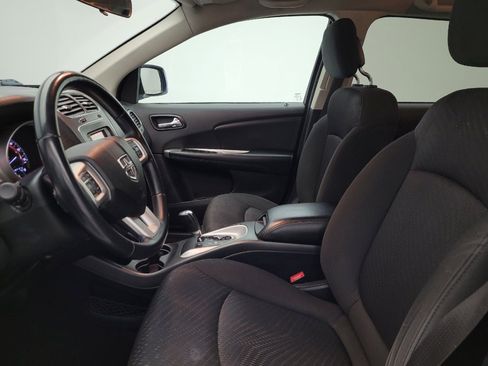 Used 2018 Dodge Journey SE w/ Popular Equipment Group image 17
