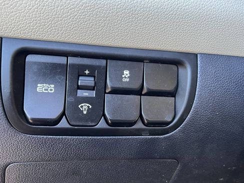 Used 2013 Kia Rio LX w/ PWR Pkg image 8