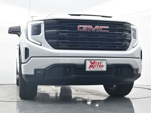 New 2026 GMC Sierra 1500 Elevation w/ Elevation Select Package image 25