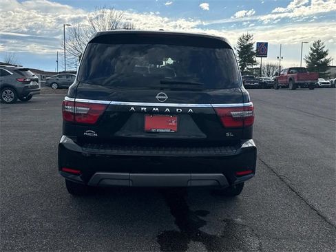 Certified 2022 Nissan Armada SL w/ Captain's Chairs Package image 5