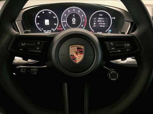 Used 2026 Porsche Cayenne image 18